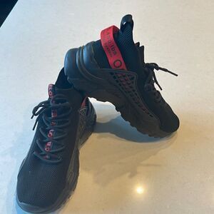 TM will weight securing system 5,400 lbs shoes, new with out tags size 40.